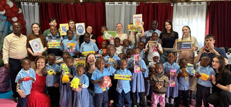 Вокально-хореографический ансамбль «Ангелы мира» — проект в Африке